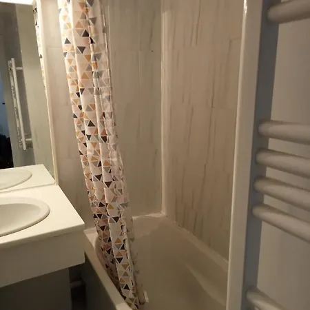 Apartment Calme Vue Pieds Dans L'eau *