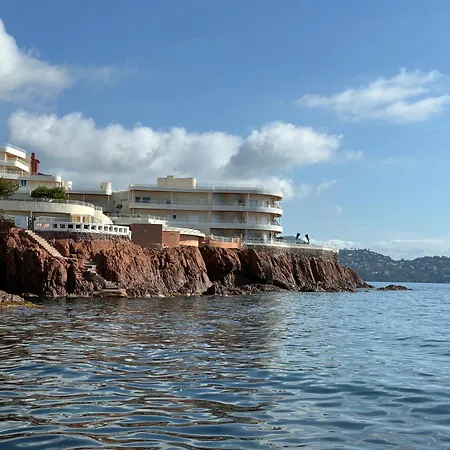 Calme Vue Pieds Dans L'eau Apartment *