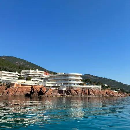 Calme Vue Pieds Dans L'eau Apartment Saint-Raphael (Var)