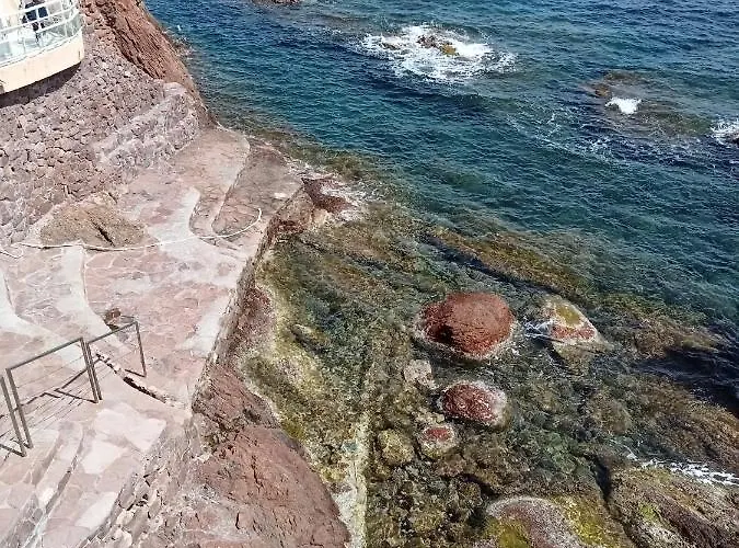 Calme Vue Pieds Dans L'eau