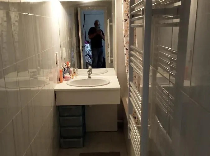 Calme Vue Pieds Dans L'eau Saint-Raphaël