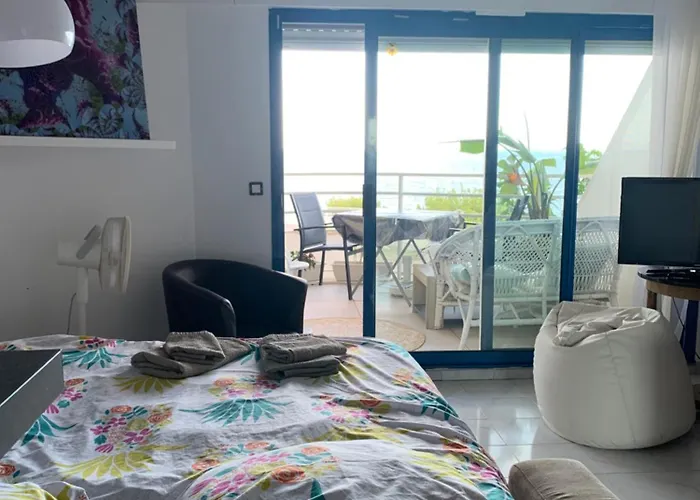 Calme Vue Pieds Dans L'eau Apartamento Saint-Raphaël